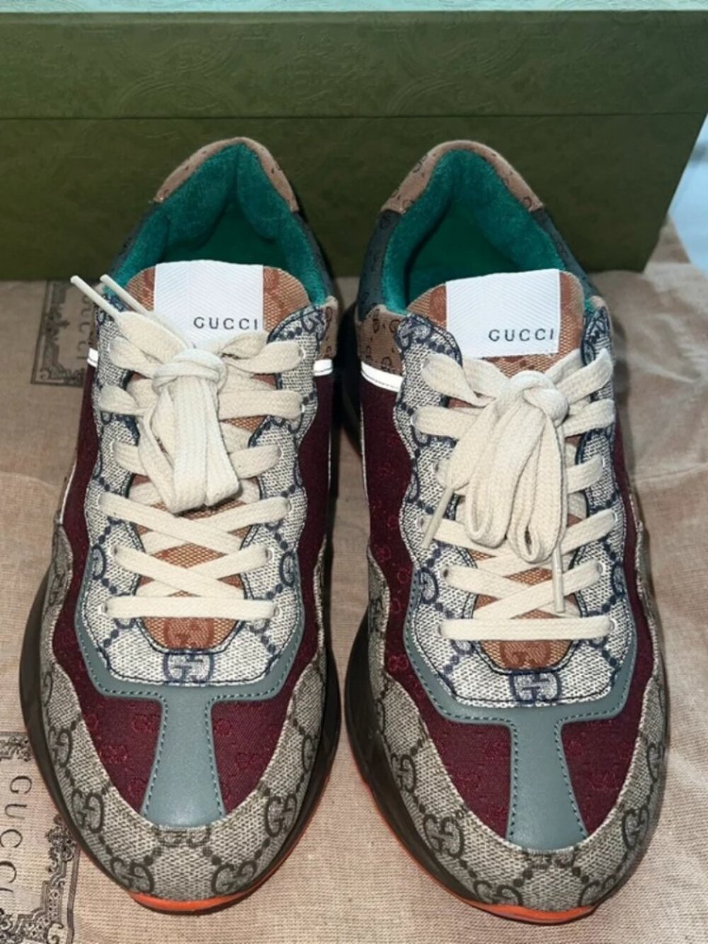 Gucci Sneakers